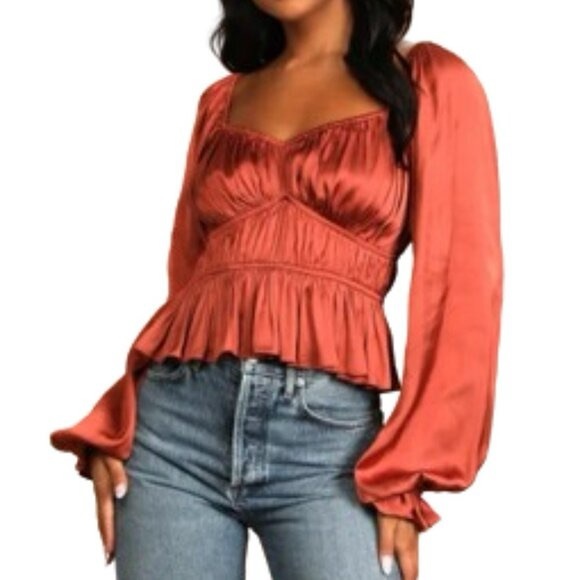 LULUS‎ Satin Ruched Top - Picture 1 of 7